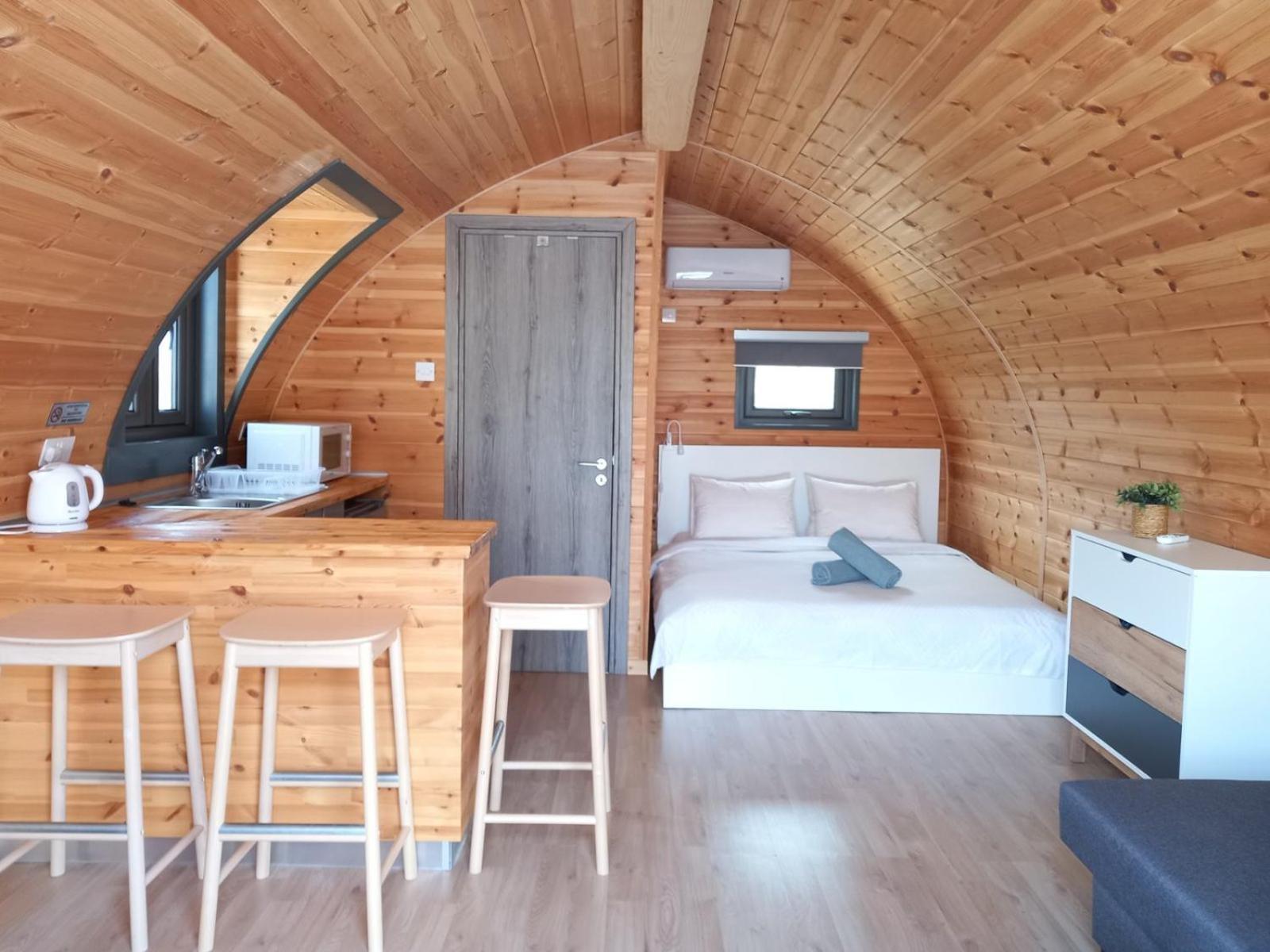Campsite Glamping Pod *